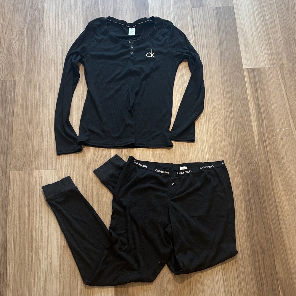 Calvin Klein Black Long Sleeve Henley Top and Matching Pants
